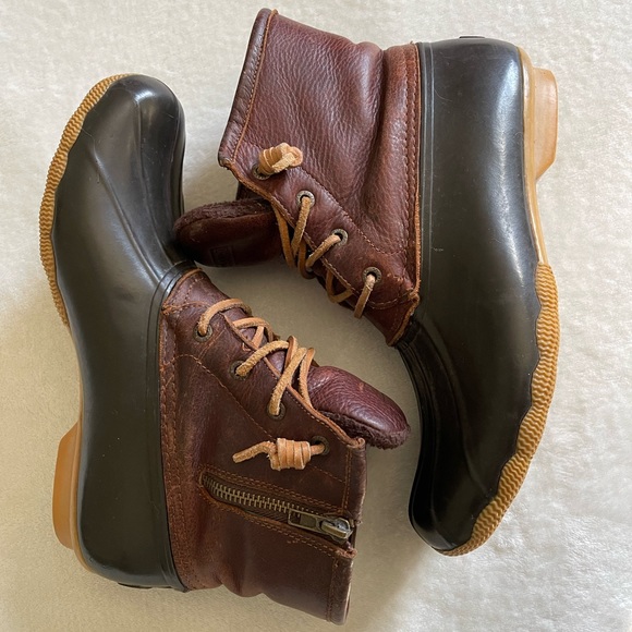 Sperry Women's Saltwater Duck Boot Tan/Dark Brown Size 10 - Picture 4 of 13